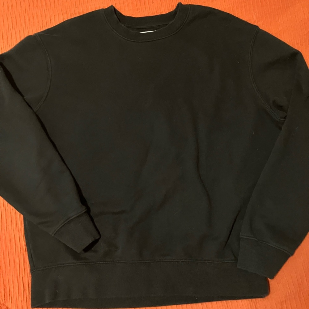 Old Navy Black Crewneck Sweater Ribbed Cuffs